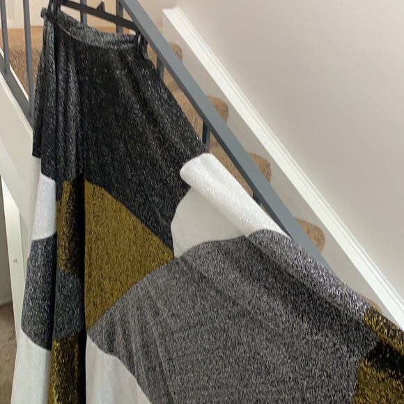 Most stunning Vintage Maxi skirt! - Picture 2 of 12